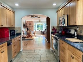 189 Holden St, Holden MA 01520