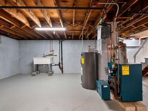 34 Marshall St., Leominster MA 01453