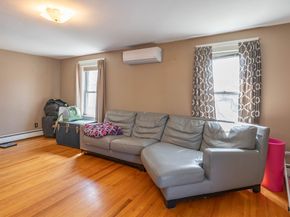 16 Central Ct, Leominster MA 01453