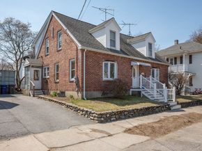 16 Central Ct, Leominster MA 01453