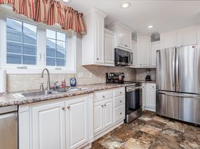 141 Opal Lane, Gardner MA 01440