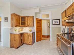 19 Putnam St, Newton MA 02465