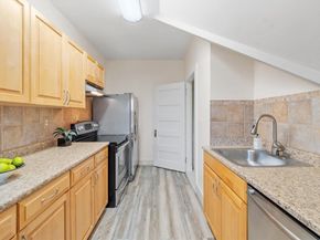 19 Putnam St, Newton MA 02465