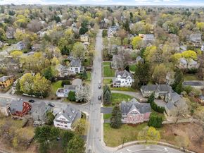 19 Putnam St, Newton MA 02465