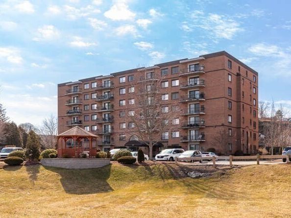 198 Locust 1702, Lynn MA 01904