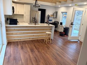 35 Lindbergh St, Clinton MA 01510