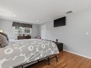 14 Fox Hill Rd, Framingham MA 01701