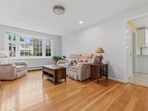 14 Fox Hill Rd, Framingham MA 01701