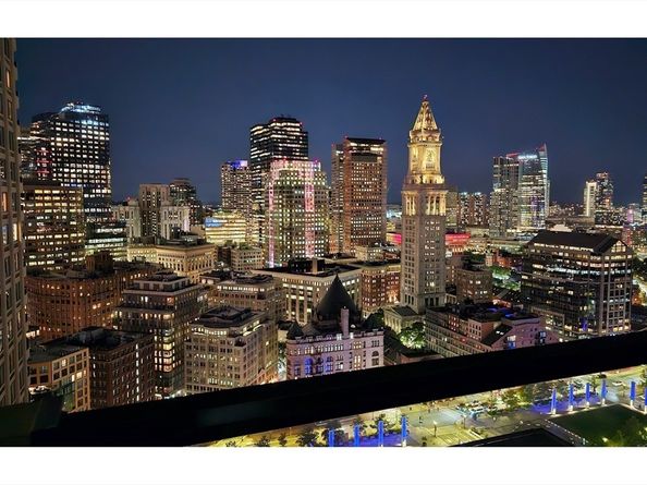 65 East India Row 41B, Boston MA 02110