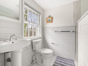 26 Canterbury Hill Rd, Topsfield MA 01983