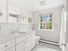 26 Canterbury Hill Rd, Topsfield MA 01983