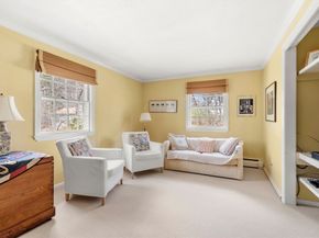 26 Canterbury Hill Rd, Topsfield MA 01983