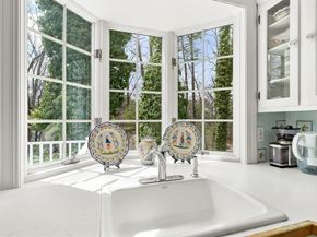 26 Canterbury Hill Rd, Topsfield MA 01983