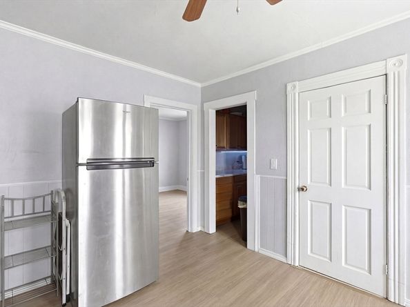 81 Ward St, Worcester MA 01610