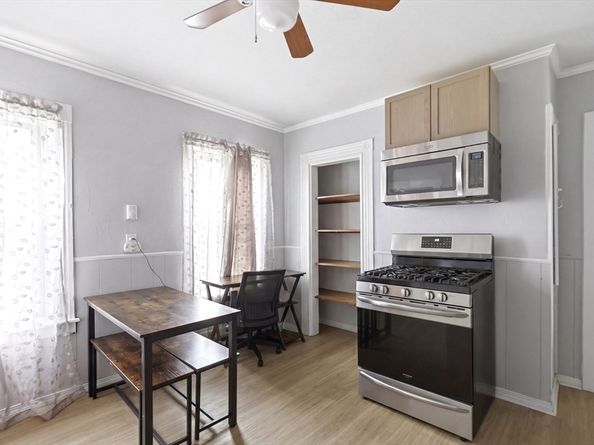 81 Ward St, Worcester MA 01610