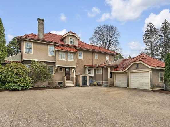 131 Fair Oaks Park, Needham MA 02492