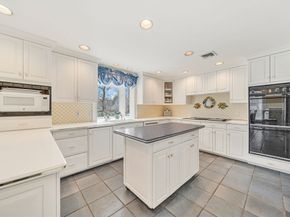 131 Fair Oaks Park, Needham MA 02492