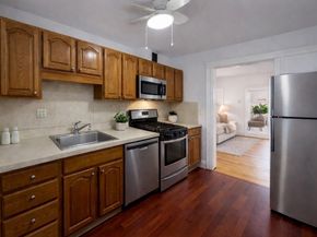 2001 Commonwealth Ave 4, Boston MA 02135