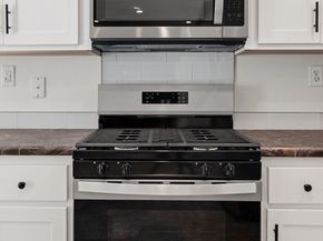 98 Newbury 2B, Danvers MA 01923