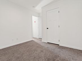98 Newbury 2B, Danvers MA 01923