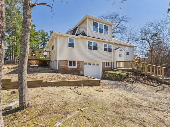 5 Pilgrim Ave, Wareham MA 02571