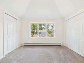 5 Pilgrim Ave, Wareham MA 02571
