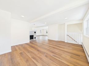 5 Pilgrim Ave, Wareham MA 02571