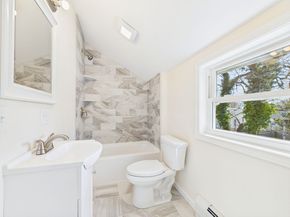 5 Pilgrim Ave, Wareham MA 02571