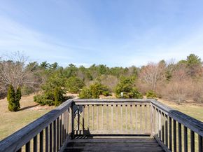 2743 Cranberry Hwy 5B, Wareham MA 02571