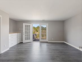 2743 Cranberry Hwy 5B, Wareham MA 02571