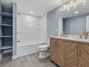 8 Hammatt St 1, Ipswich MA 01938