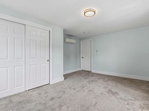 8 Hammatt St 1, Ipswich MA 01938