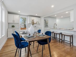 8 Hammatt St 1, Ipswich MA 01938