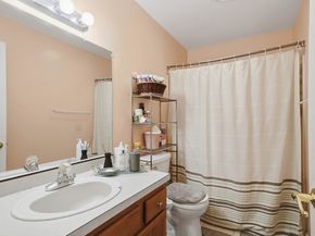 82 Edison St 82, Quincy MA 02169