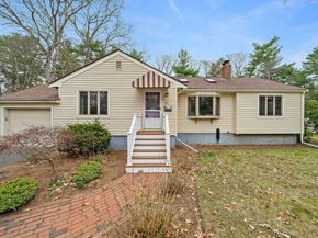 20 Francis Rd, Sharon MA 02067