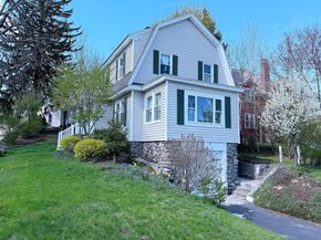 4 Longfellow Rd, Worcester MA 01602