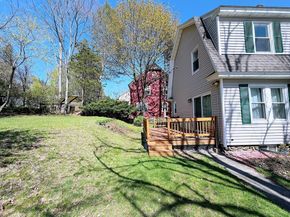 4 Longfellow Rd, Worcester MA 01602