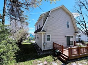 4 Longfellow Rd, Worcester MA 01602