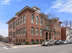 486 E 3rd St. 11, Boston MA 02127