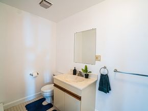 86 Walnut St 3, Boston MA 02122