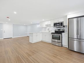 185 Suffolk Ave, Revere MA 02151