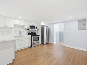 185 Suffolk Ave, Revere MA 02151