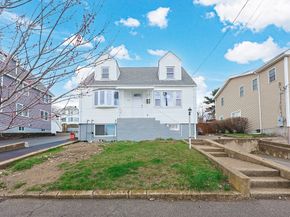 185 Suffolk Ave, Revere MA 02151
