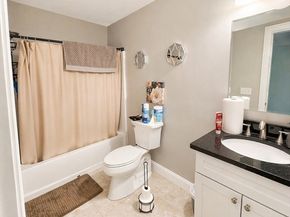 278 Putnam Hill Rd, Sutton MA 01590