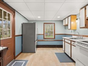 70-R Milk St, Blackstone MA 01504