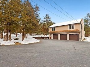 70-R Milk St, Blackstone MA 01504