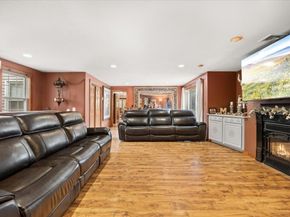 70-R Milk St, Blackstone MA 01504