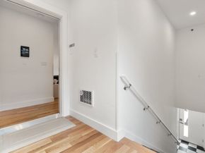 6 Gen Devine Wy 1, Boston MA 02127
