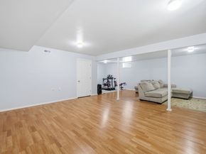 114 Richard Rd 8, Leominster MA 01453