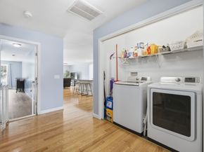 114 Richard Rd 8, Leominster MA 01453